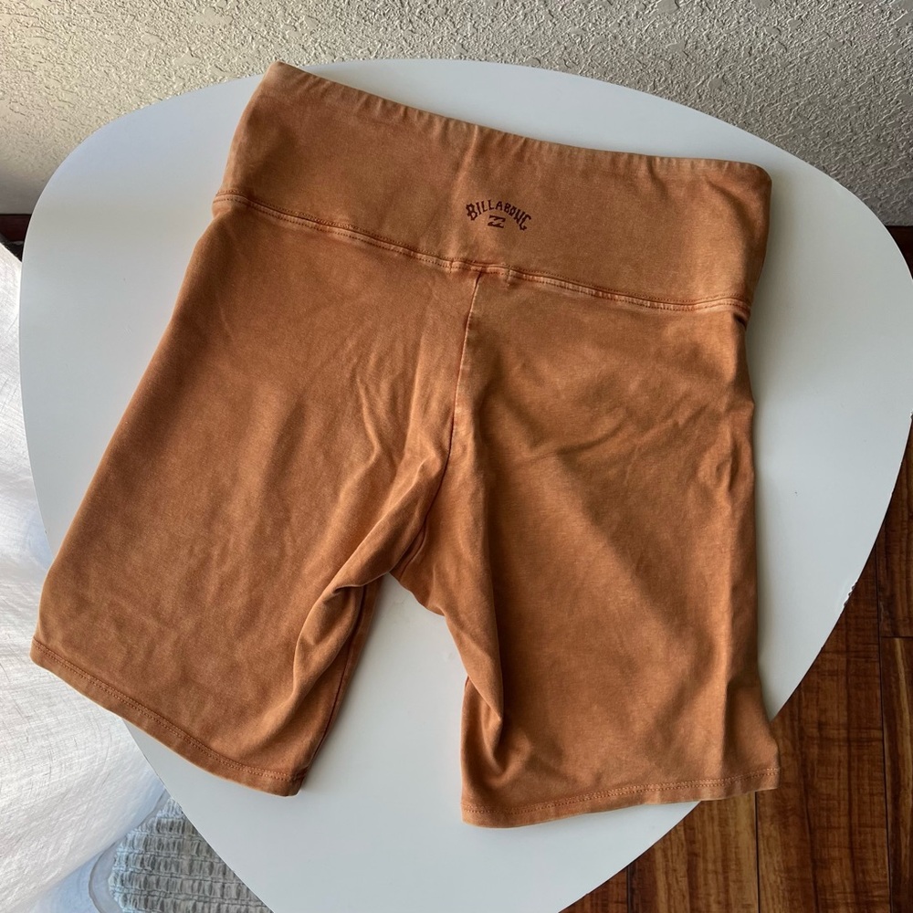 Billabong biker shorts